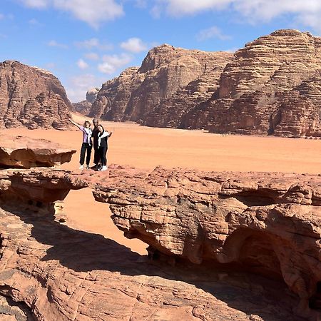 Wadi Rum Bedouin Heart Camp Екстер'єр фото