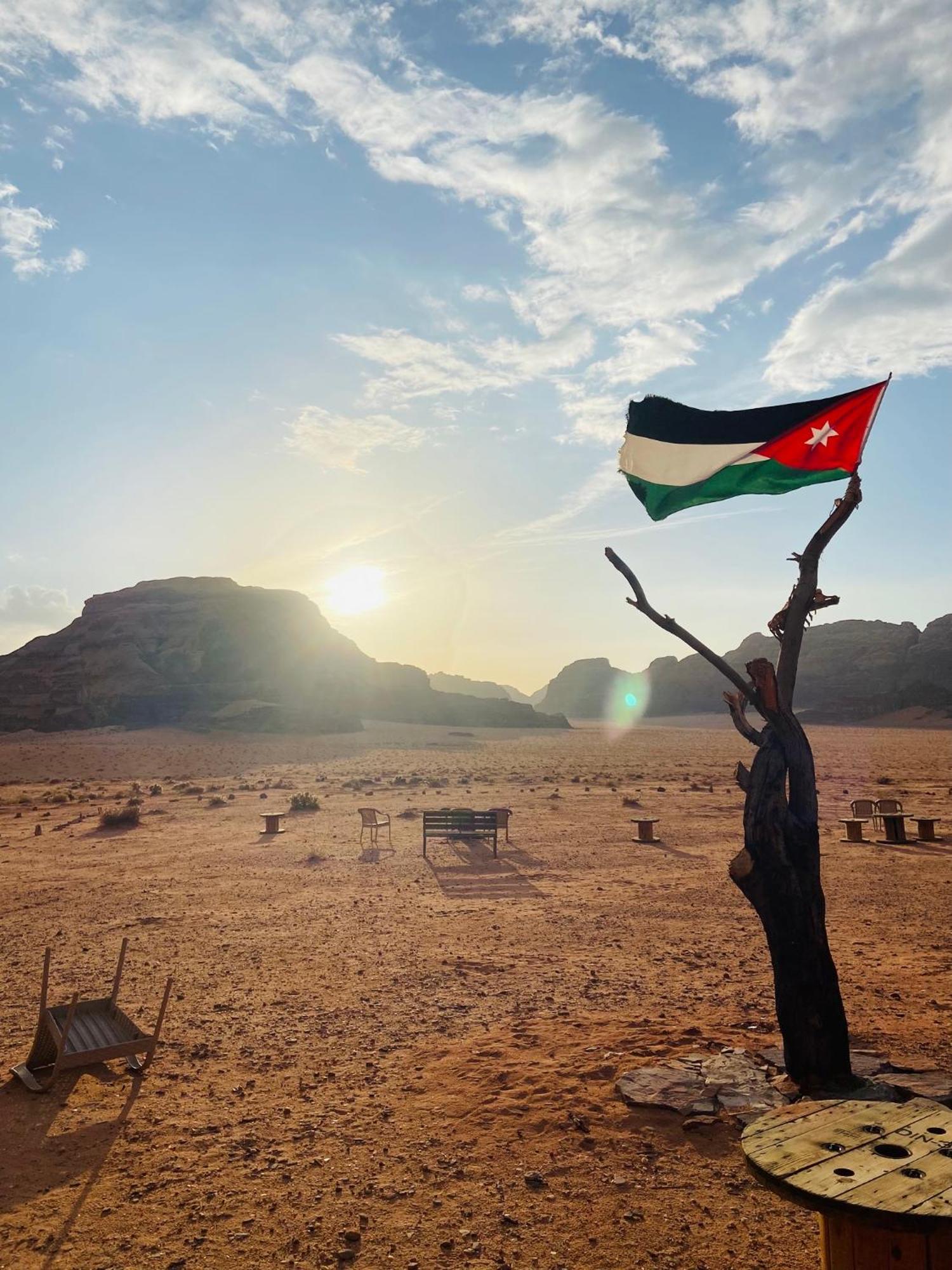 Wadi Rum Bedouin Heart Camp Екстер'єр фото